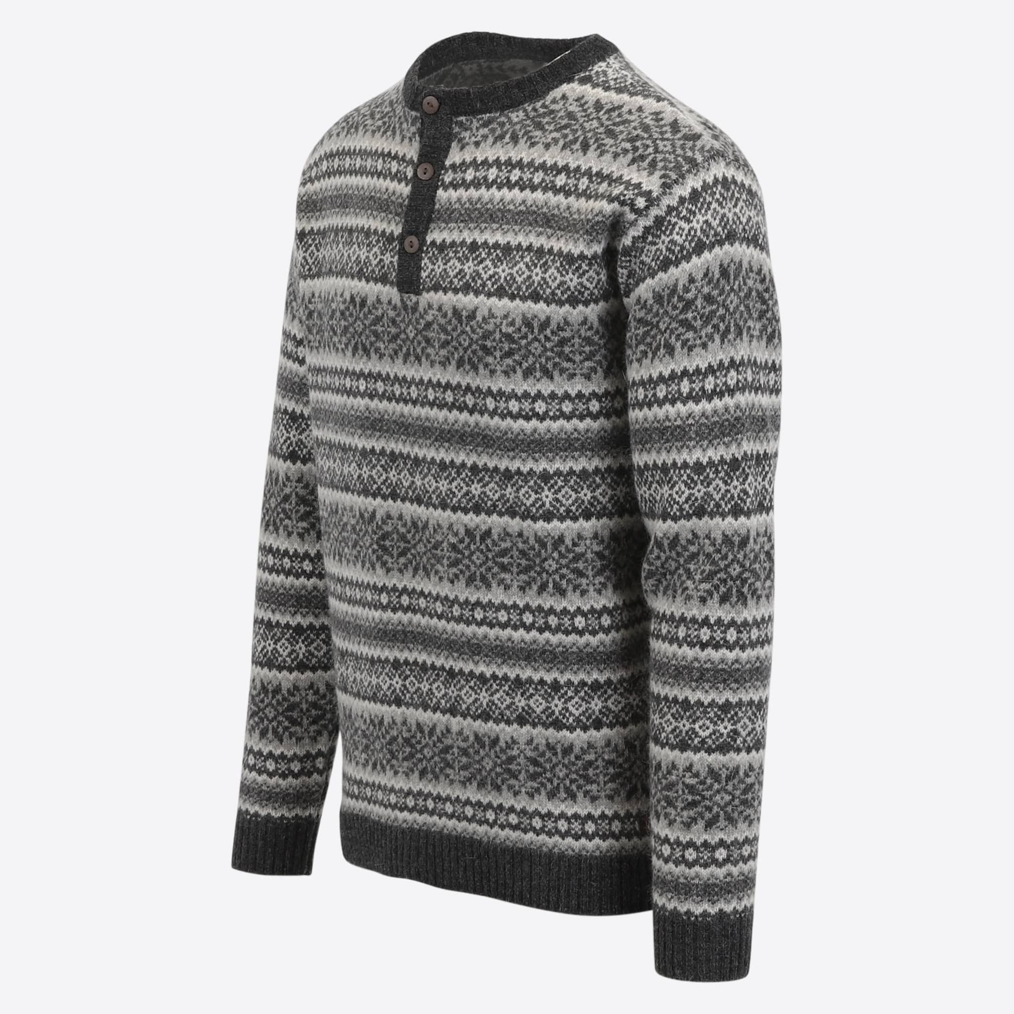 Urður Men's half buttoned wool sweater